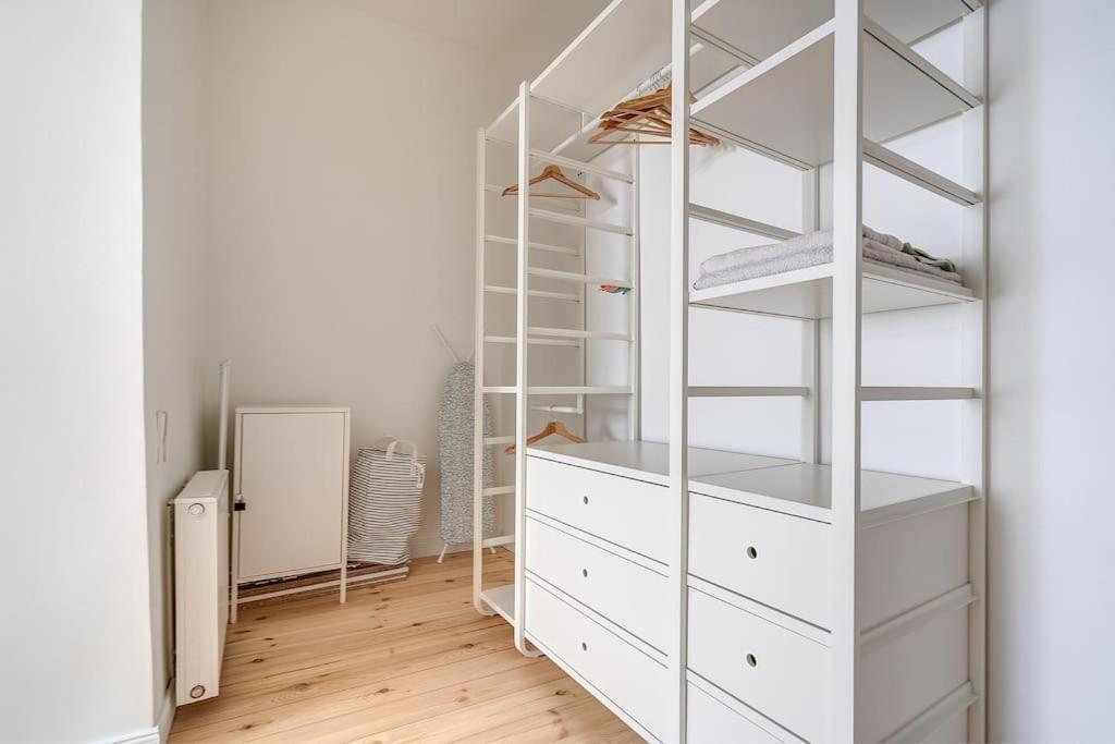 Spacious 2-Bedroom Flat In Old Town By Urban Rent 维尔纽斯 外观 照片