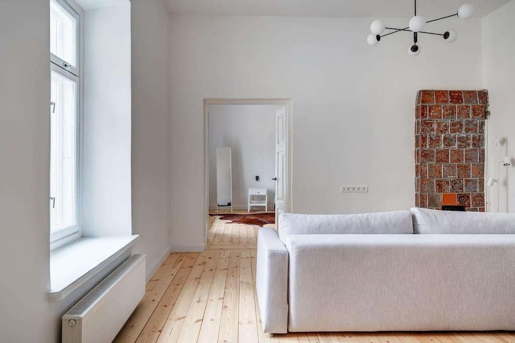 Spacious 2-Bedroom Flat In Old Town By Urban Rent 维尔纽斯 外观 照片
