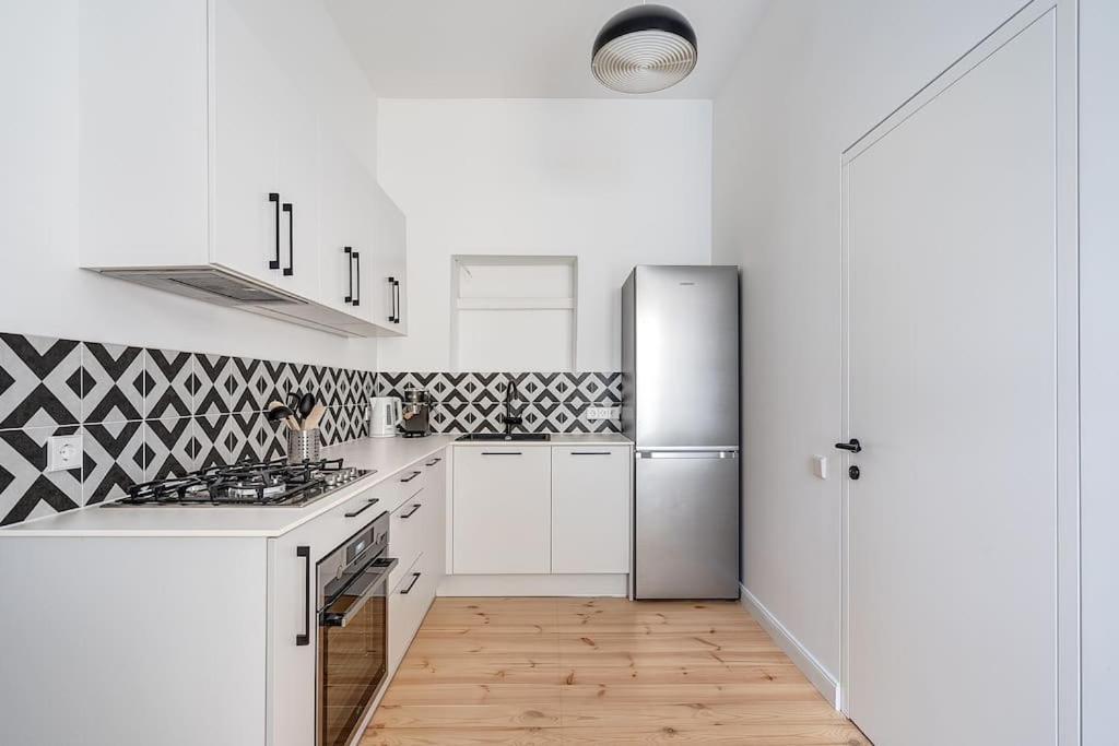 Spacious 2-Bedroom Flat In Old Town By Urban Rent 维尔纽斯 外观 照片